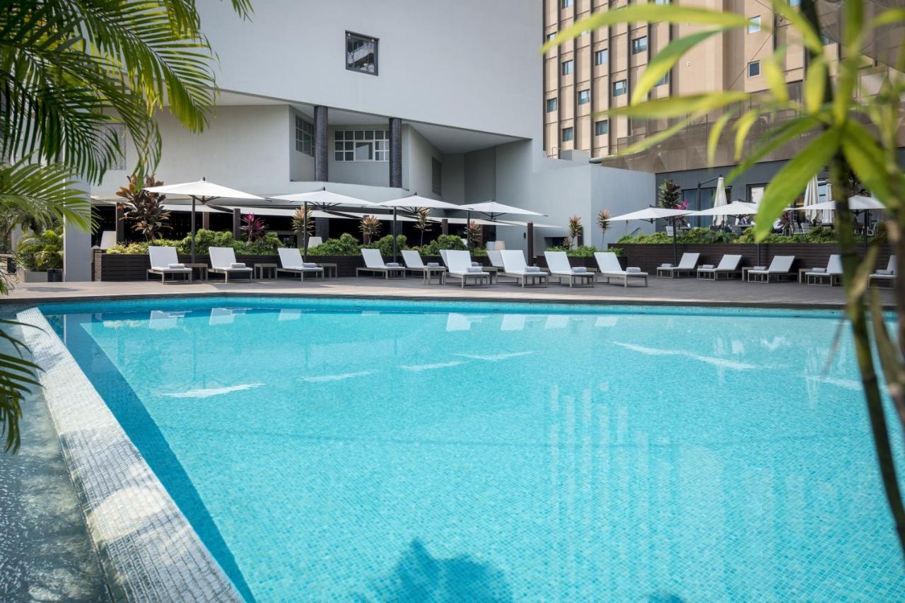 Hotel Tropico Luanda Exteriör bild