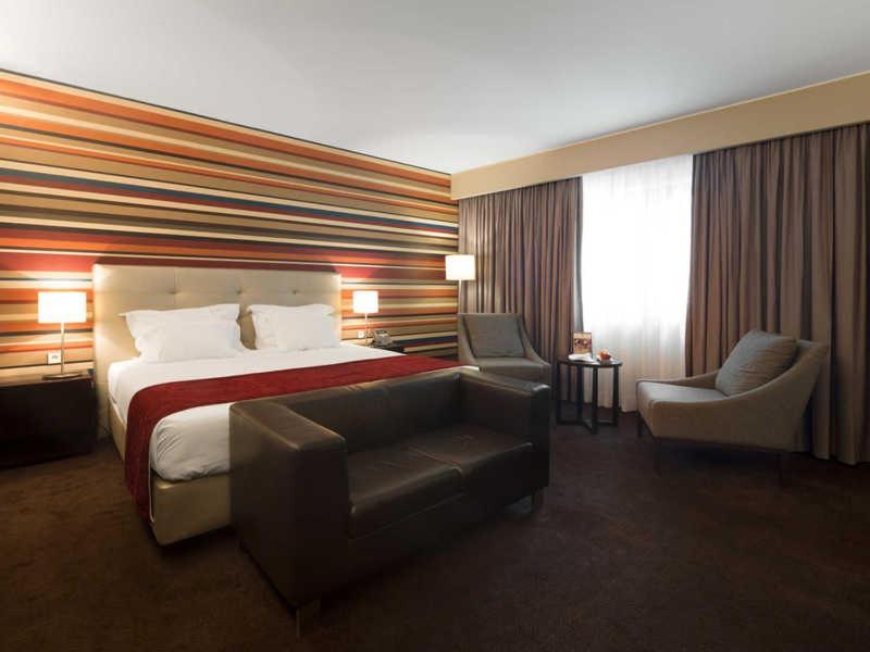 Hotel Tropico Luanda Rum bild